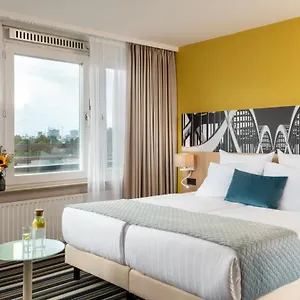 **** Hotel Leonardo Elbbrücken Alemania