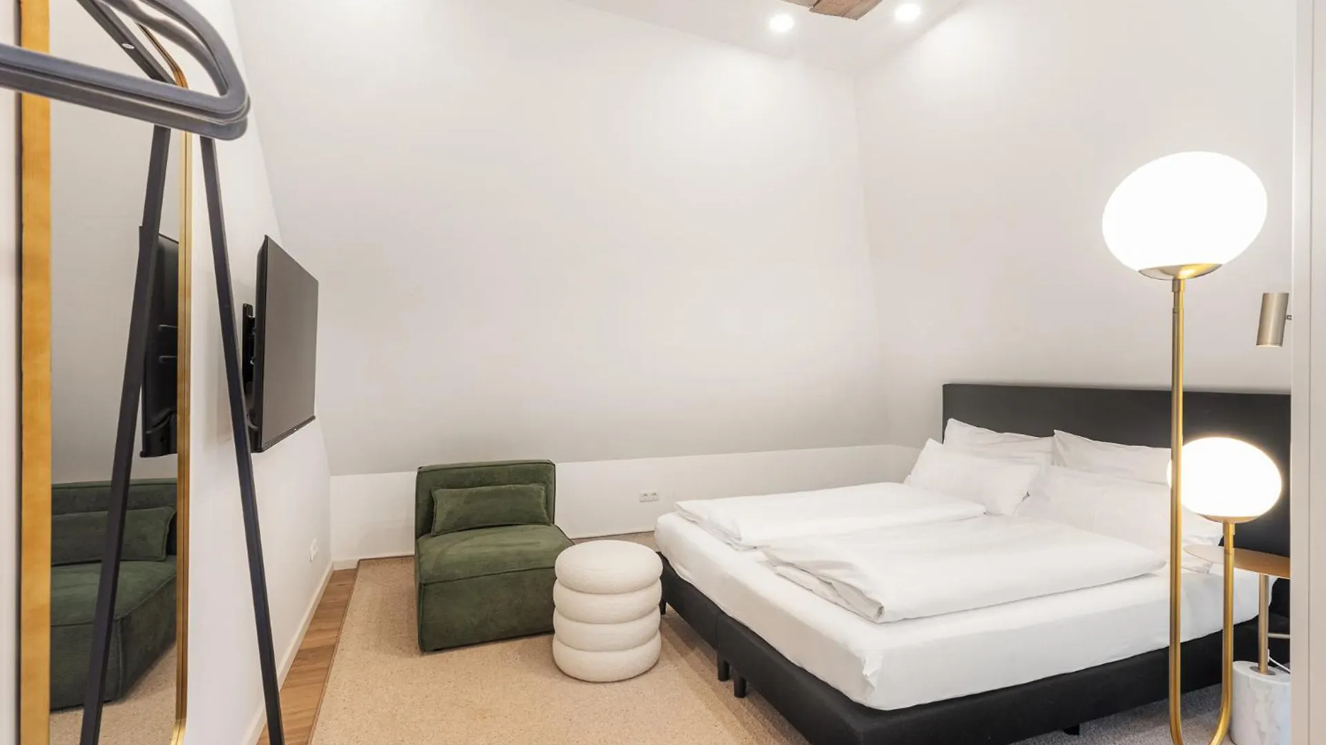 Kalm Stay - A Design Aparthotel München