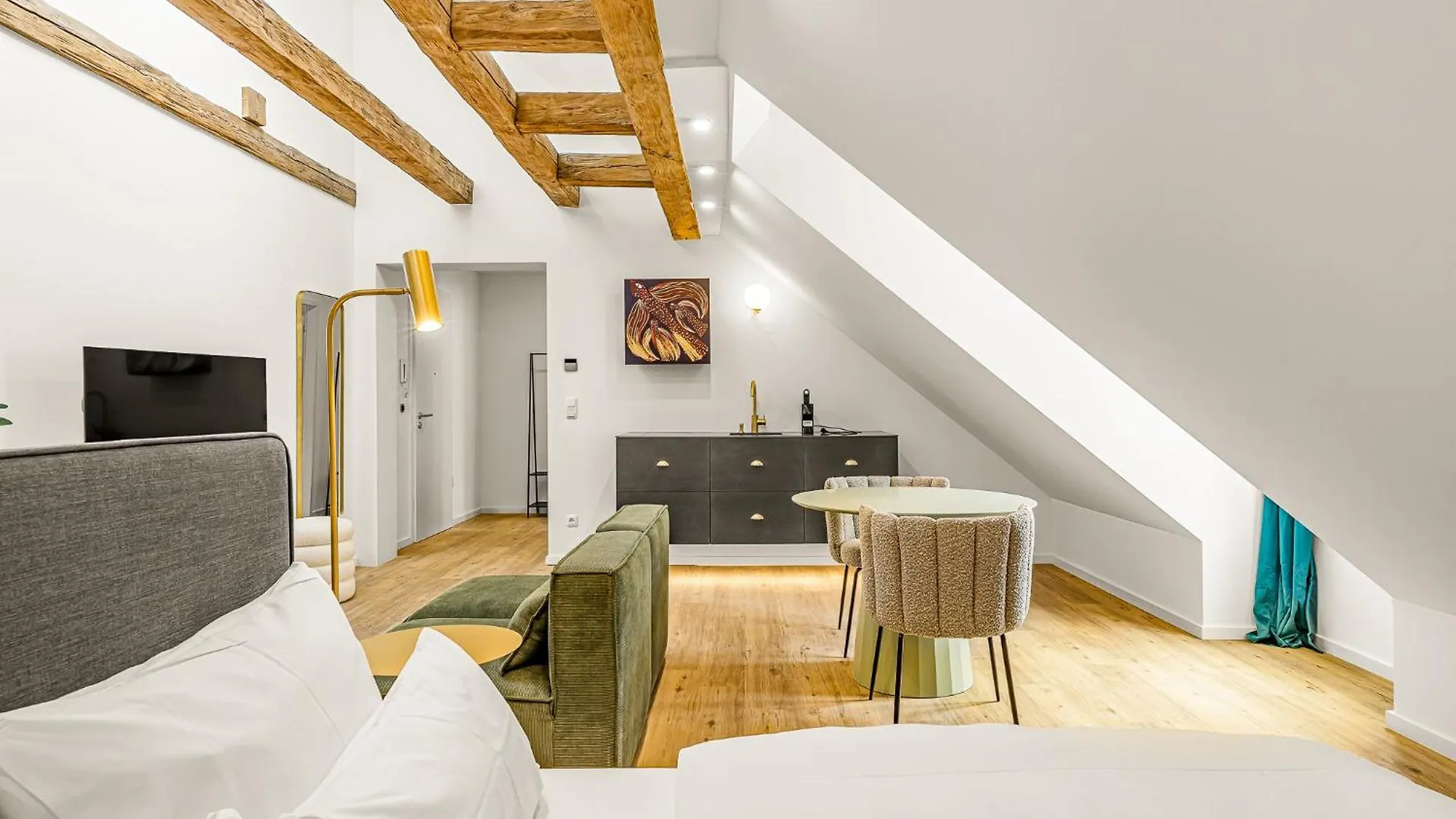 Kalm Stay - A Design Aparthotel München